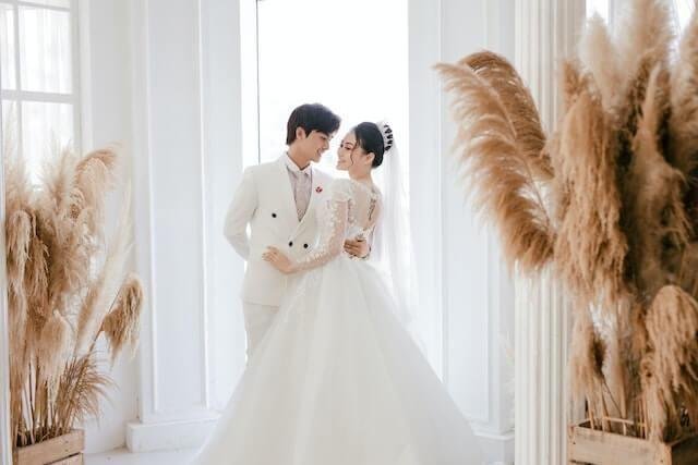 pexels-jin-wedding-5729046-1.jpg
